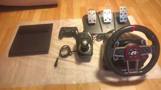 PS4 + Volante con manchas