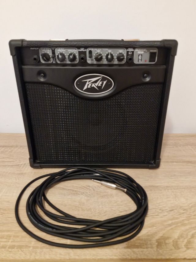 Guitarra Framus + Amplificador Peavey