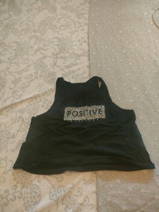 Vendo ropa en buen estado 