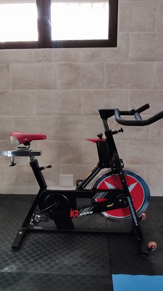 Bicicleta Spinning Schwinn IC Elite