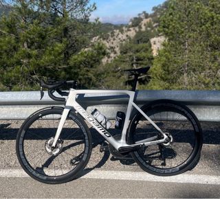 Megamo Pulse Elite 2023 Ultegra Di2