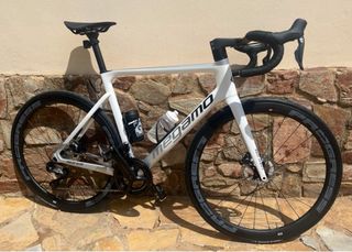 Megamo Pulse Elite 2023 Ultegra Di2