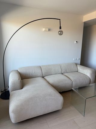 Divano chaiselongue beige a 4 posti