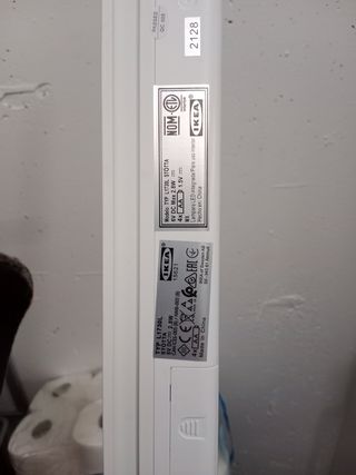 Luz STOTTA de Ikea para armario.