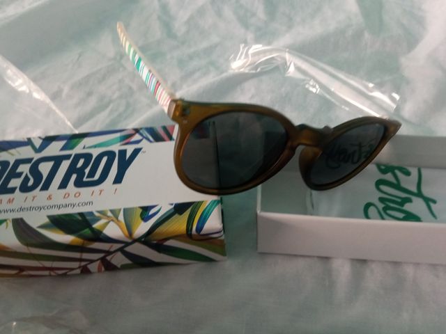 6 Gafas de Sol Destroy Multicolor