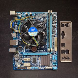 Placa base Gigabyte GA-H61M-DS2 