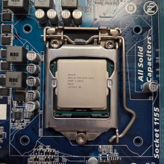 Placa base Gigabyte GA-H61M-DS2 