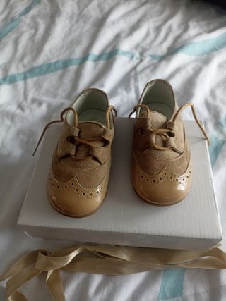 Zapatos bebé niño talla 20