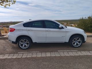 BMW X6 2012