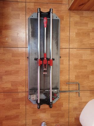 Cortador de cerámica Rubí