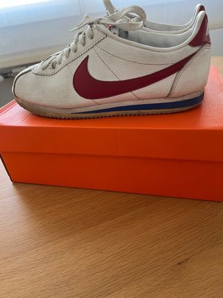Zapatillas Nike Cortez Blancas y Rojas