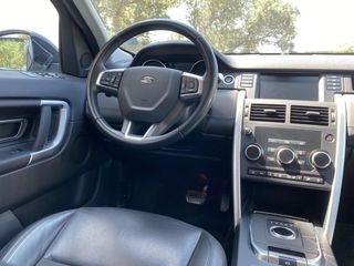 Land Rover Discovery 2019