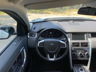 Land Rover Discovery 2019
