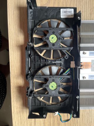 Ventilador y disipador ASUS RX470