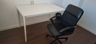 Silla de oficina negra