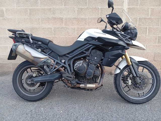 Triumph Tiger 800