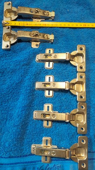 Cerniere (6) per ante di armadi da cucina