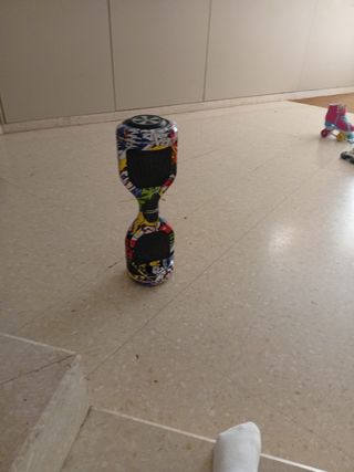 Hoverboard con diseño graffiti