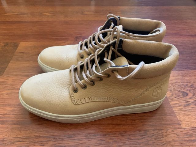 Botas Chukka Timberland Beige