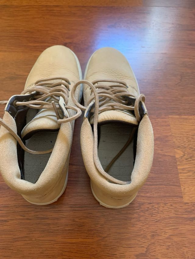Botas Chukka Timberland Beige
