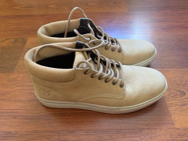 Botas Chukka Timberland Beige