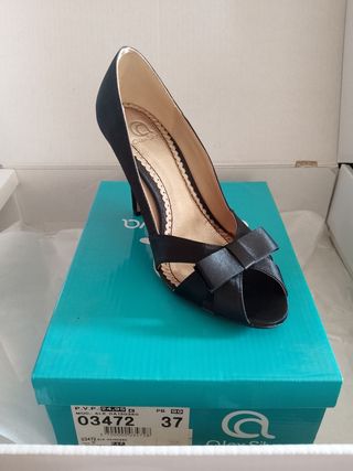Tacones negros A ESTRENAR 