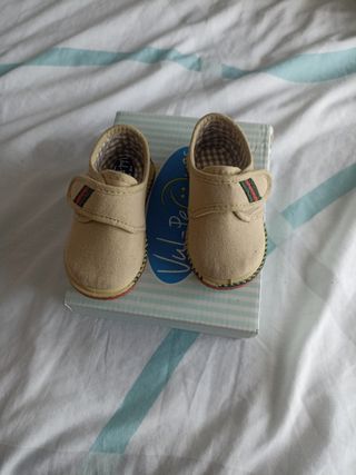 Zapatos niño talla 19