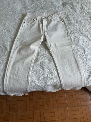 Pantalón Levis blanco  