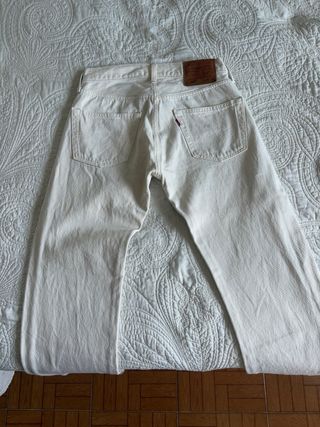 Pantalón Levis blanco  