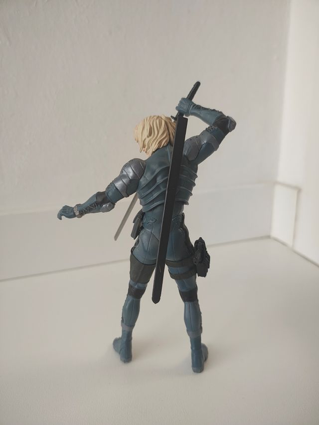 Figura Raiden Medicom Toy