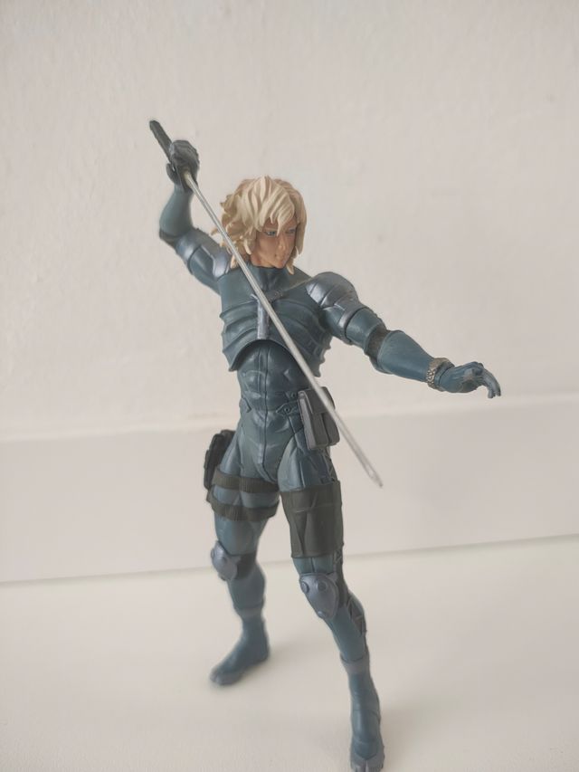 Figura Raiden Medicom Toy