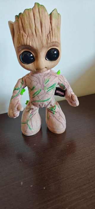 Muñeco Groot  Marvel Interactivo