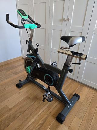 Bicicleta Indoor Cecotec Extrem 20 sin uso