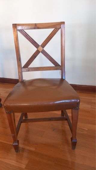 Silla de comedor de madera y cuero