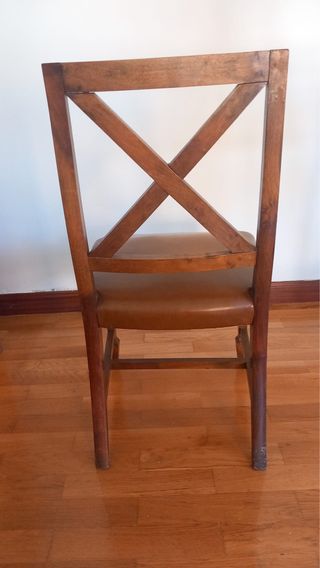 Silla de comedor de madera y cuero