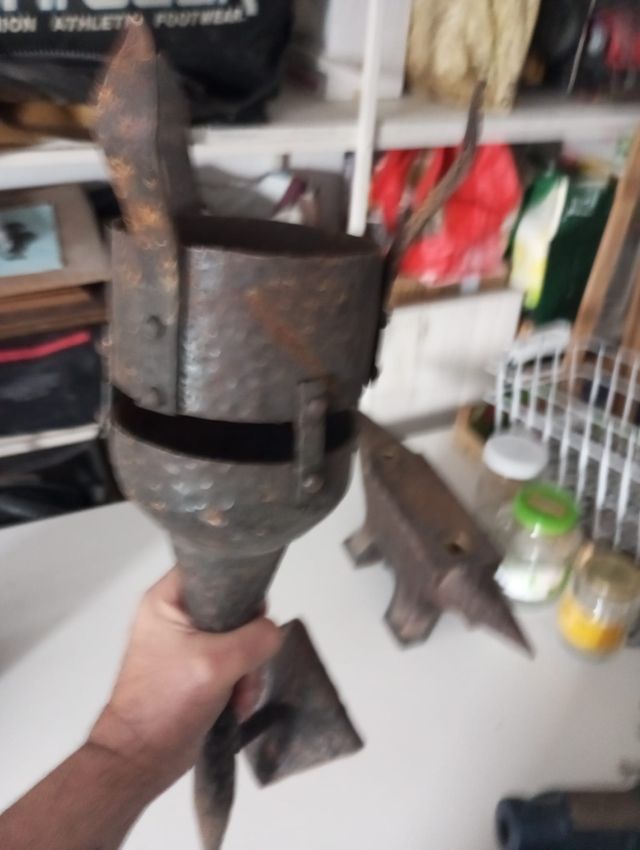 Lampada a torcia in metallo