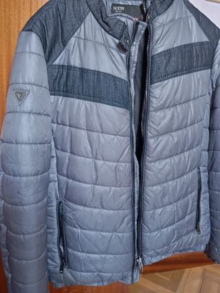 Cazadora Guess gris hombre