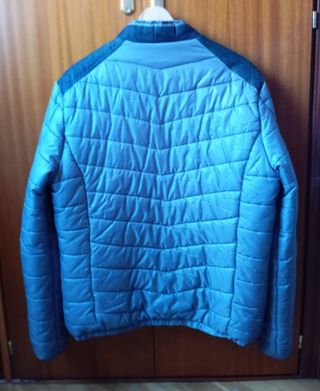 Cazadora Guess gris hombre