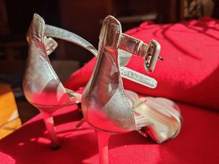 Sandalias Uterqüe Plateadas Talla 38