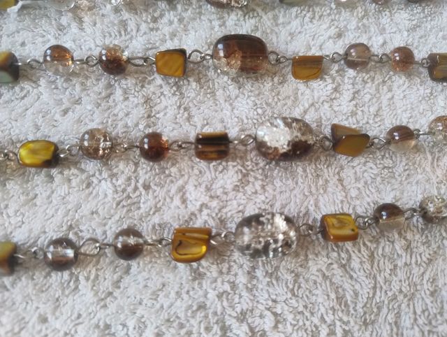 Collar largo con cuentas de cristal y ojo de tigre