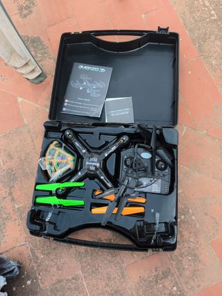 Dron Avenzo RV120 con accesorios