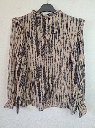 Blusa Beige y Negro Manga Larga Talla Única