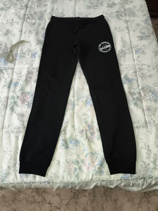Pantalón chándal Jack and Jones talla 165