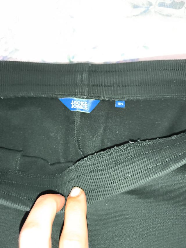 Pantalón chándal Jack and Jones talla 165