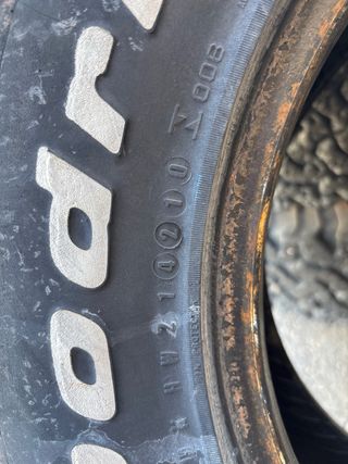 Neumáticos 235/75 R15 BFG All-Terrain T/A