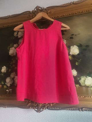 Camiseta sin mangas rosa con cremallera