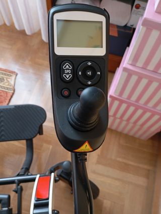 Silla de ruedas eléctrica 