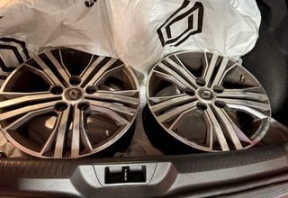 Llantas Renault Megane 16 pulgadas
NEGOCIABLE