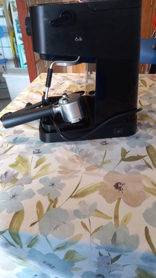 Cafetera DeLonghi Stilosa