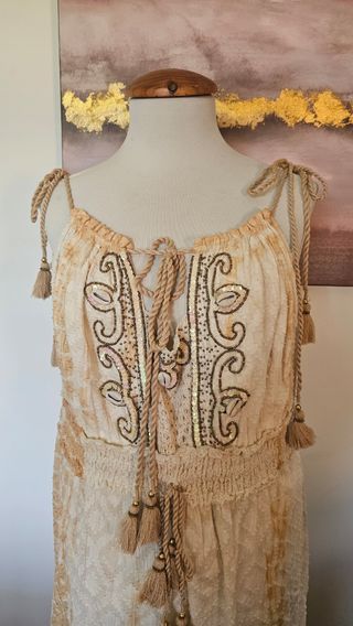 Vestido Boho Beige y Blanco Talla  M